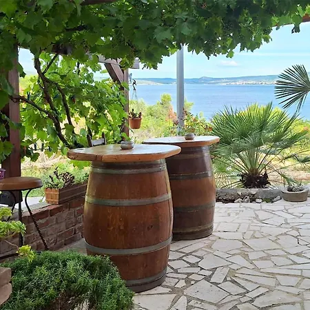 Awesome In Novigrad With Kitchen