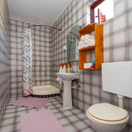 Cozy In Novigrad With House Sea View Apartmán Novigrad (Dalmatia)