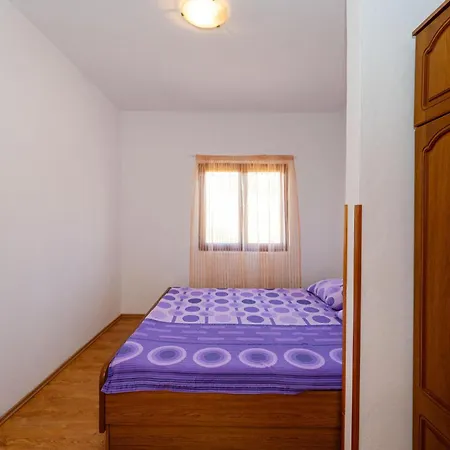 Apartmán Cozy In Novigrad With House Sea View *