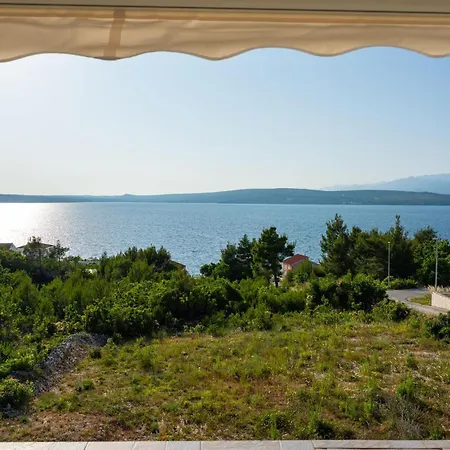 2 Bedroom Lovely In Novigrad Novigrad (Dalmatia)