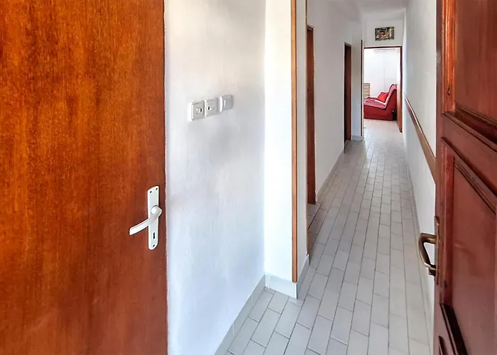 Apartman 2 Bedroom Lovely In Novigrad