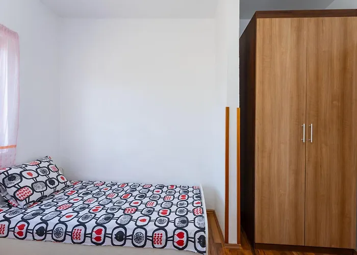 2 Bedroom Lovely In Novigrad Apartment Novigrad (Dalmatia)